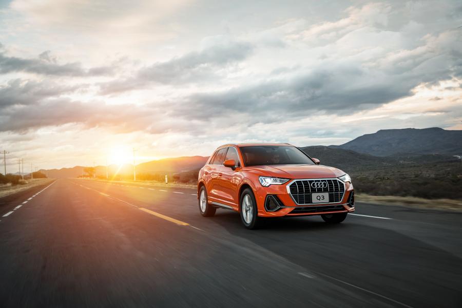  Audi Q3 35 TFSI S-Line 2020 года  (MX) (фото 8 из 40)
